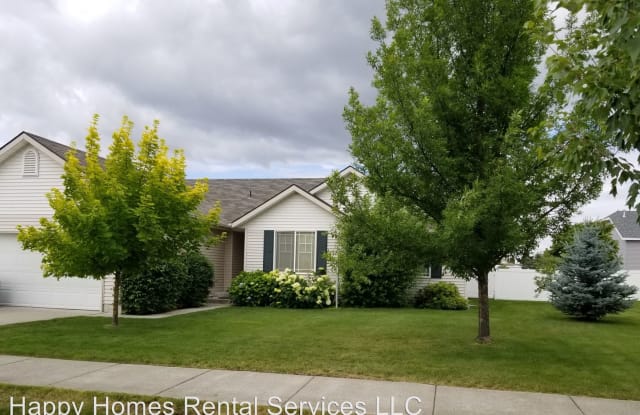 8287 N. Ainsworth Drive - 8287 North Ainsworth Drive, Hayden, ID 83835