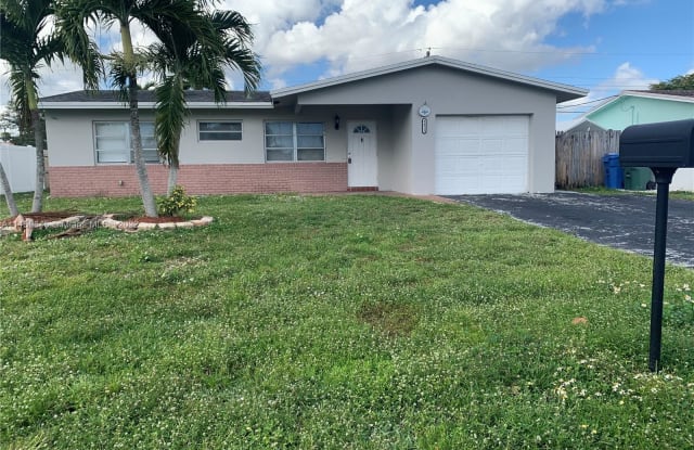 4421 NW 19th Ave - 4421 Northwest 19th Avenue, Oakland Park, FL 33309