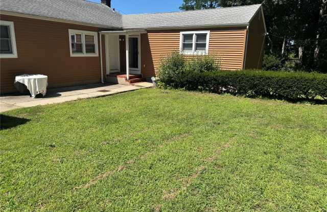 25 Robinson Avenue