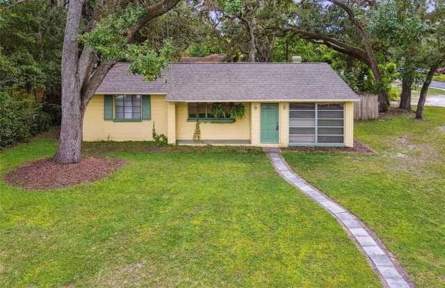 Photo of 1001 E FERN STREET