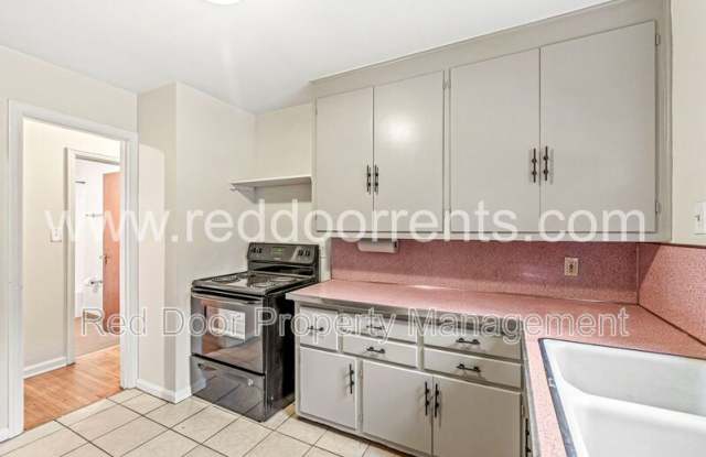 4925 Crittenden Ave.