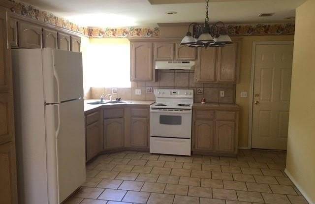 3612 W Zelma Street unit: 4