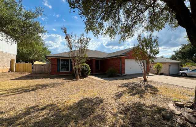 4bdrm/2bth home available in Crossing at Carriage Hills!