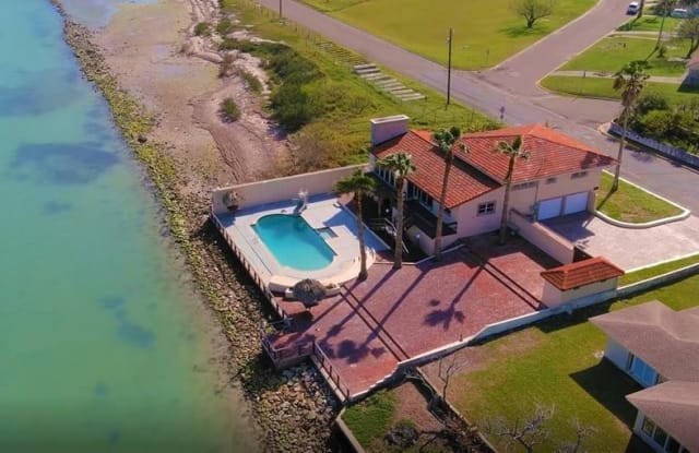 602 Shore Dr.