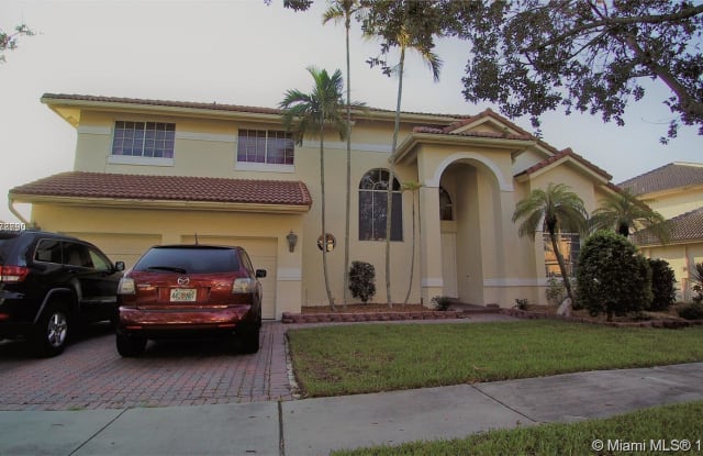 1581 NW 182nd Ter - 1581 Northwest 182nd Terrace, Pembroke Pines, FL 33029