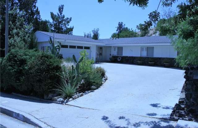 5749 Fairhaven Avenue - 5749 Fairhaven Avenue, Los Angeles, CA 91367