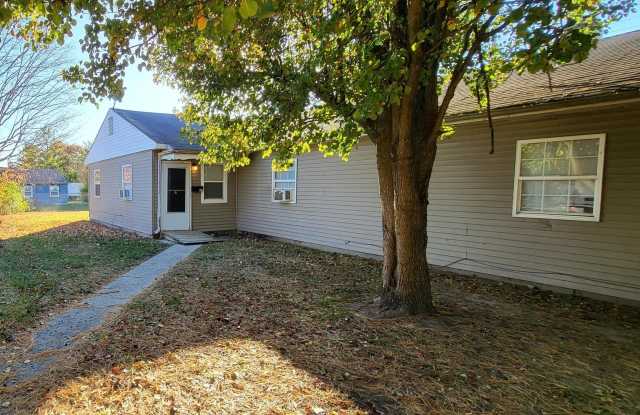 6149 Commodore Drive