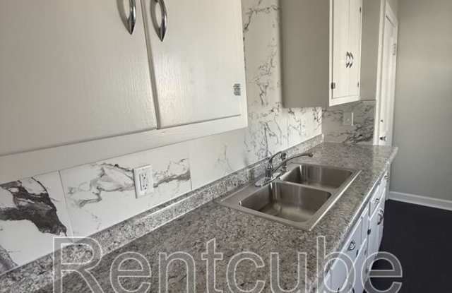 Photo of 3025 Windsor Ave