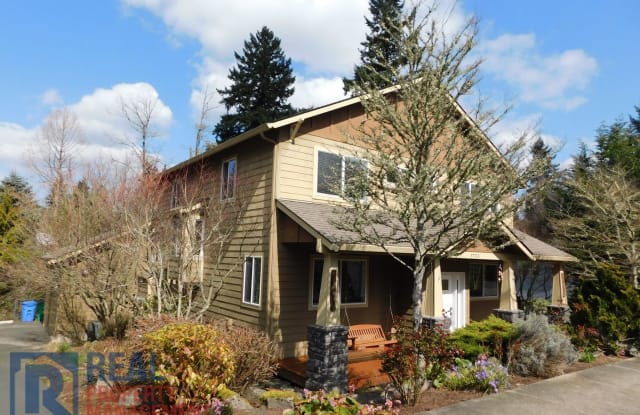 3703 SW Vesta St - 3703 Southwest Vesta Street, Portland, OR 97219