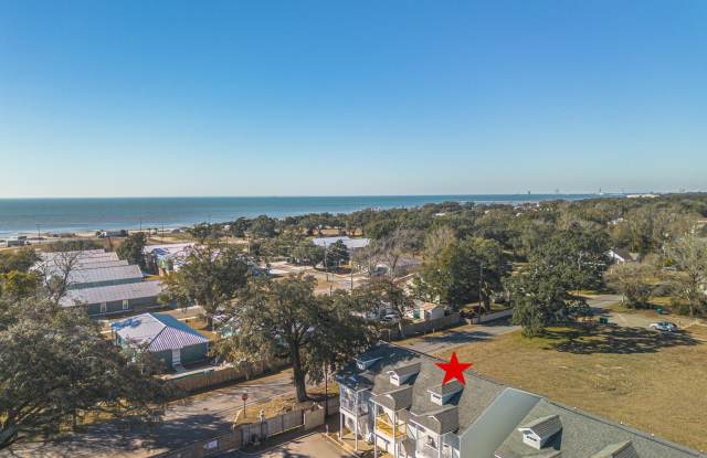 1101 Century Oaks Drive lot: B