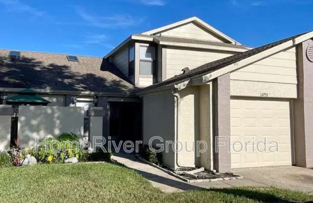 12253 Augusta Woods Cir