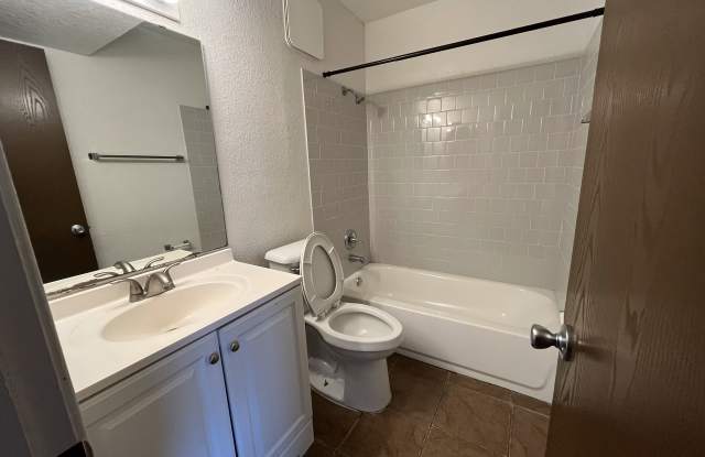 Monte Vista Apartments