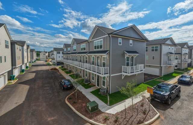 1589 Old Monrovia Road NW