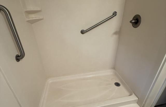 Photo of 216 Clower Avenue