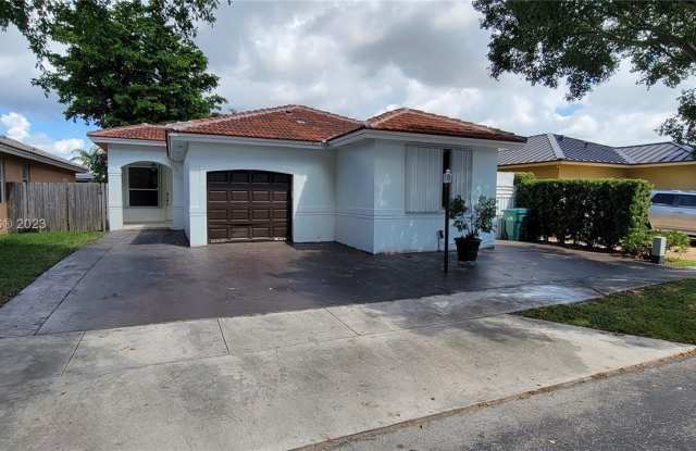 16139 SW 68th Ter - 16139 Southwest 68th Terrace, Miami-Dade County, FL 33193