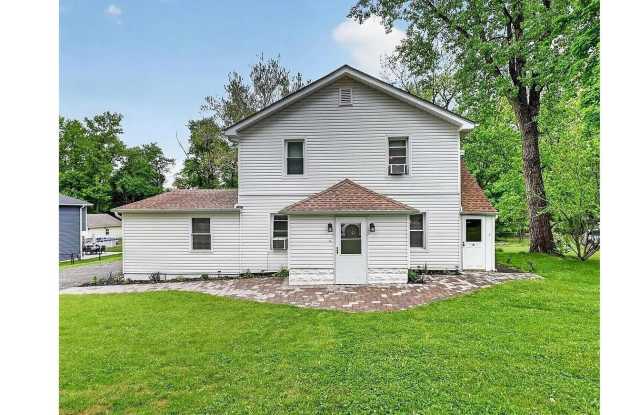 14 Hoover Place