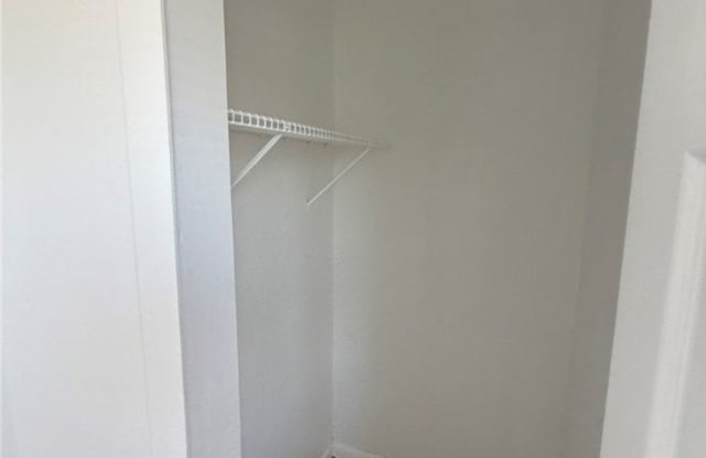 11431 Char Ann Drive unit: 5