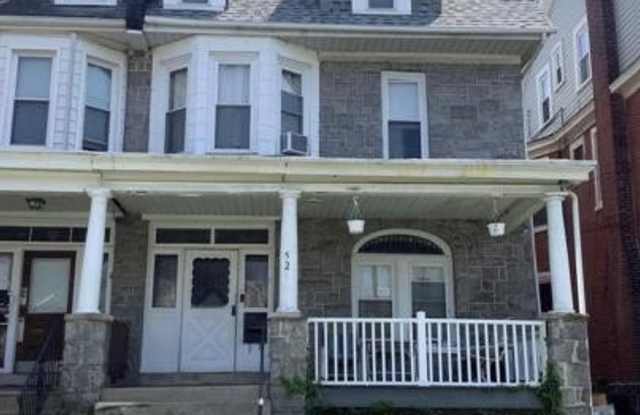 Photo of 526 MACDADE BLVD