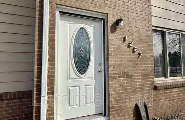 1227 Downey Street