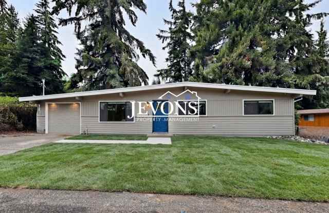 3BR/1BA House in Federal Way -- Available Now