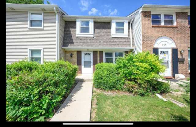 Photo of 936 Cardiff Ct