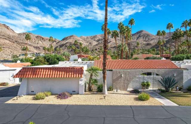 3350 E Bogert Trail