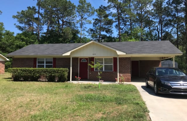 454 Elm St - 454 Elm Street, Hinesville, GA 31313