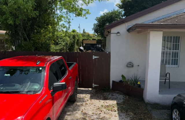 1442 NW 73rd St