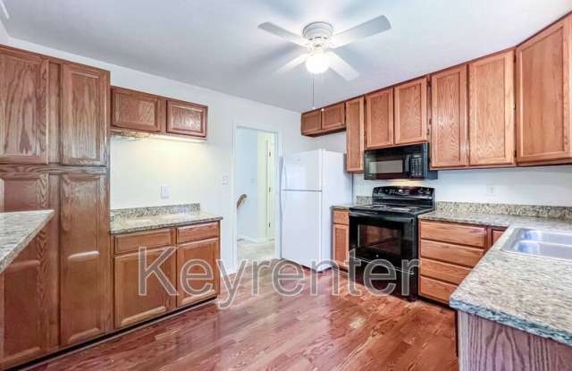 830 Gondola Dr.