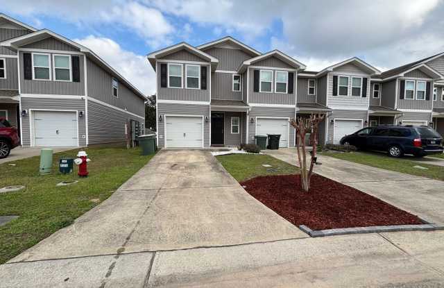 6028 Royal Port Ct