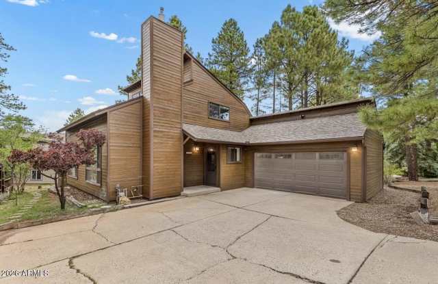 2803 N CAREFREE Circle