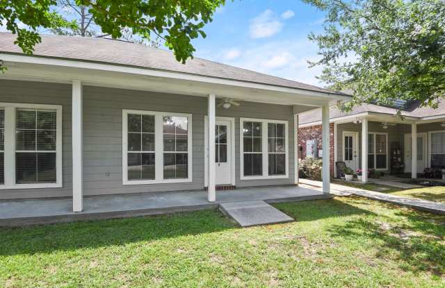 13601 Minton Lane, 3