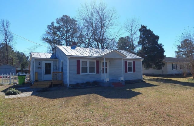 223 Gibbs Road - 223 Gibbs Road, James City, NC 28560