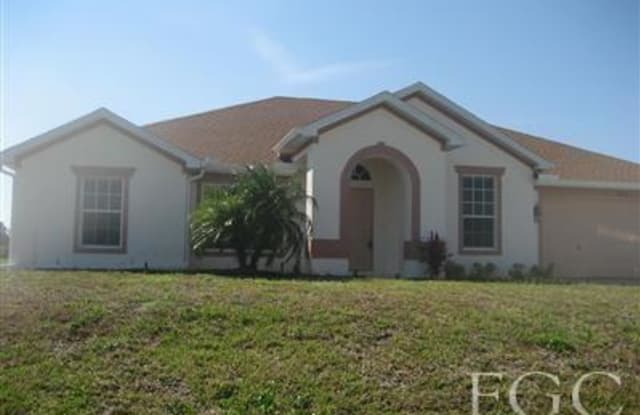 2828 NW 1st ST - 2828 NW 1st St, Cape Coral, FL 33993