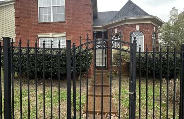 Photo of 2178 Berry Bush Lane