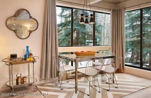 101 E Cooper unit: 202