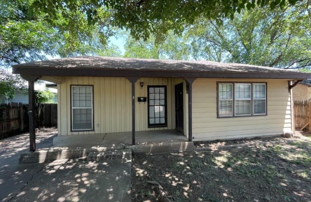 2820 36th Street - 2820 36th Street, Lubbock, TX 79413