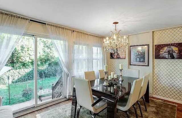 57-75 Cloverdale Boulevard