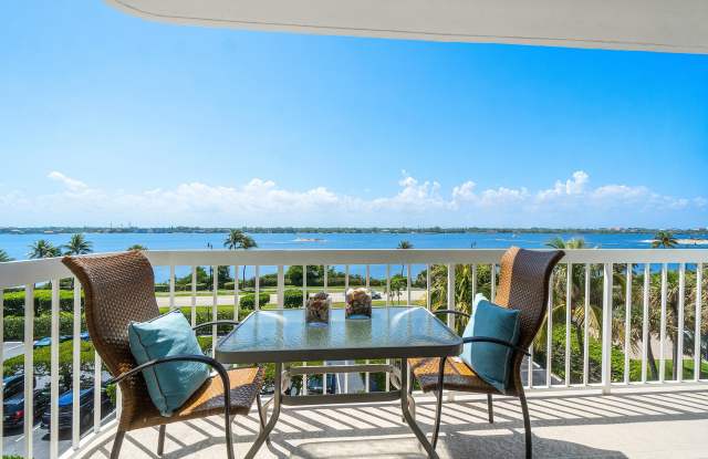 3300 S Ocean Boulevard N