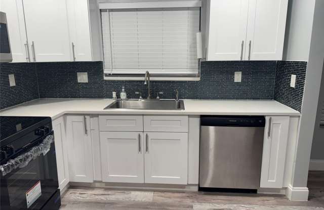 5516 NW 22nd Street 5516, Lauderhill, FL 33313