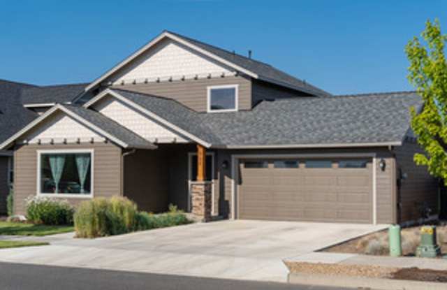 3 Bedroom /2.5 bath in Prineville's Iron Horse Community