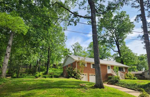 312 Signal Mountain Blvd