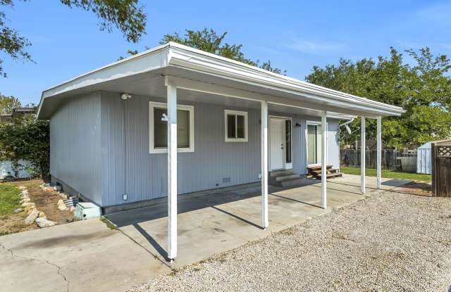 4453 South Honeywood, Apt A