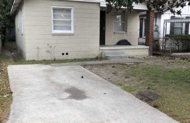 15 Burke Ave. - 15 Burke Avenue, Savannah, GA 31408