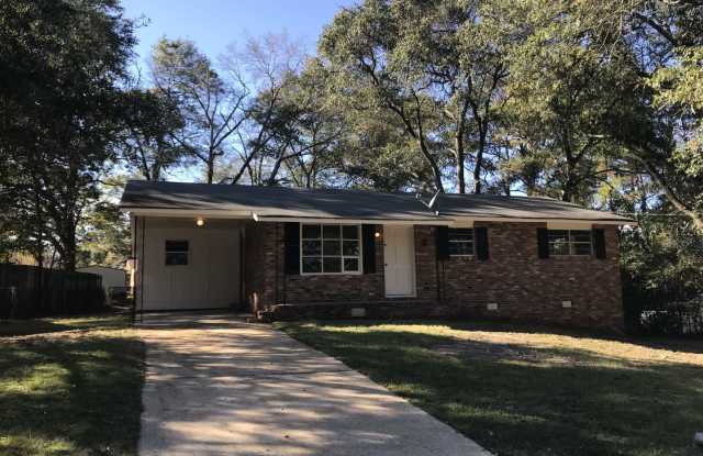 Photo of **ON HOLD**3 Bedroom / 1.5 Bathroom Home for Rent in East Columbus, GA***