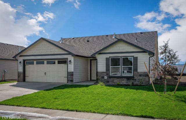 6128 W Lujack Way - 6128 West Lujack Way, Kootenai County, ID 83858