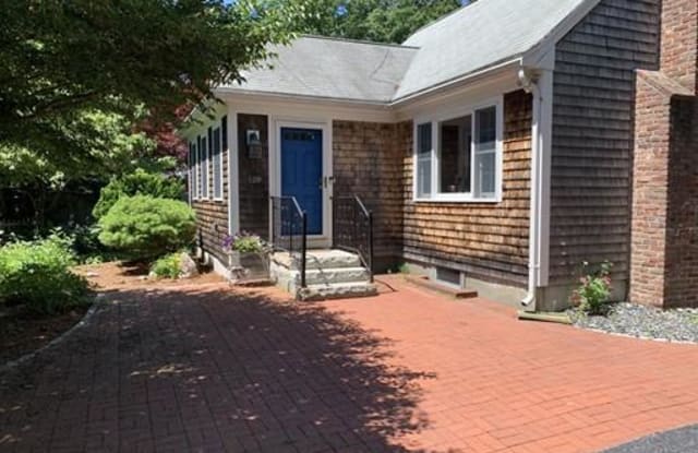 129 Manor Ave. - 129 Manor Avenue, Wellesley, MA 02482