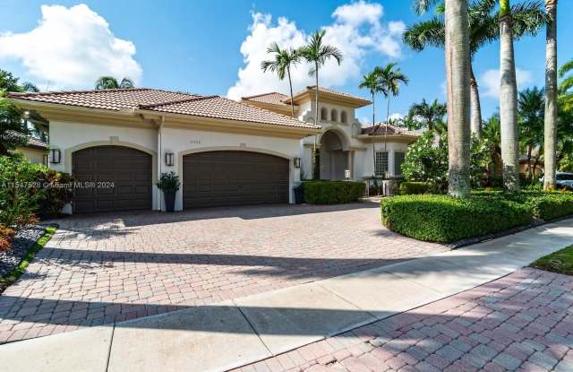 10968 Canary Island Ct - 10968 Canary Island Court, Plantation, FL 33324