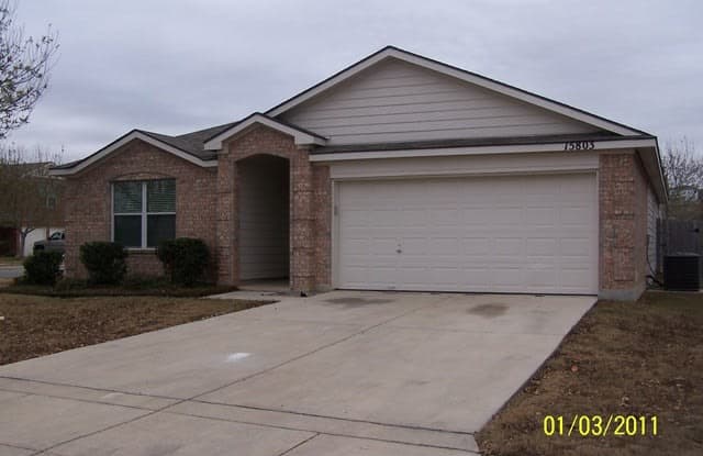 15803 BORWICK LN - 15803 Borwick Lane, Selma, TX 78154