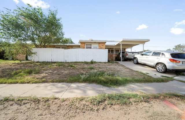 2600 Albrook Drive